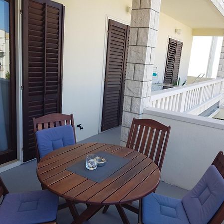 חוואר Apartments Huljic מראה חיצוני תמונה
